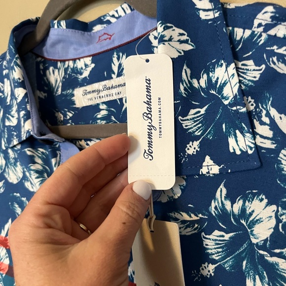 Tommy Bahama Americana Veracruz Cay Flora And Stripes Shirt NWT - Picture 4 of 7